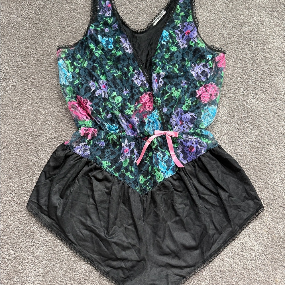 Floral Lace Romper with Pink Bow